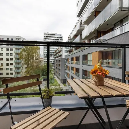 Siedmiogrodzka Air-Conditioned Apartment With Balcony Wola By Noclegi Renters Warschau Exterior foto